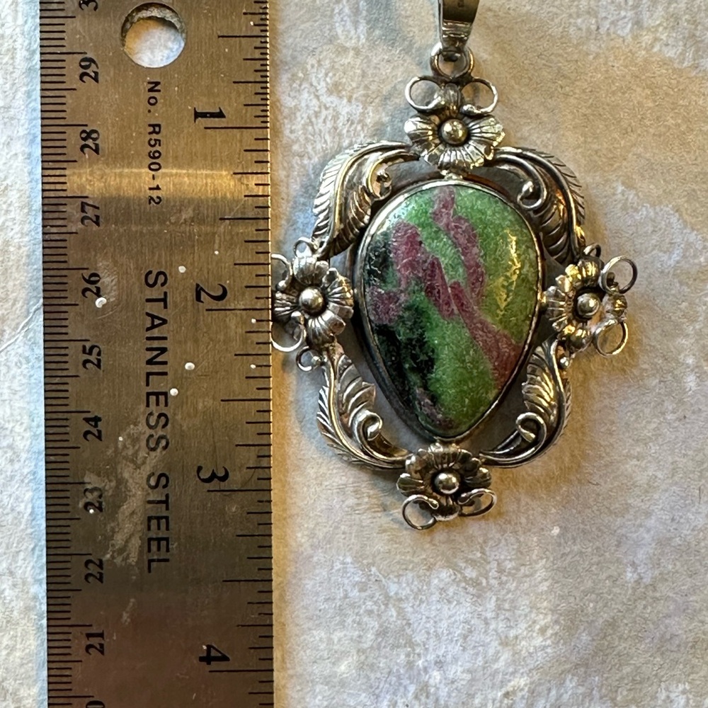 Large Gorgeous Ruby Zoisite Natural Stone Pendant… - image 5